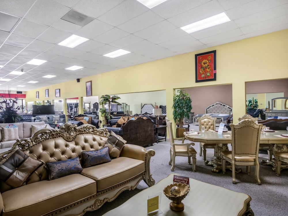 NNN Leased Retail Building - Ideal Furniture Gallery: 116 W 6th St, Hanford, CA 93230